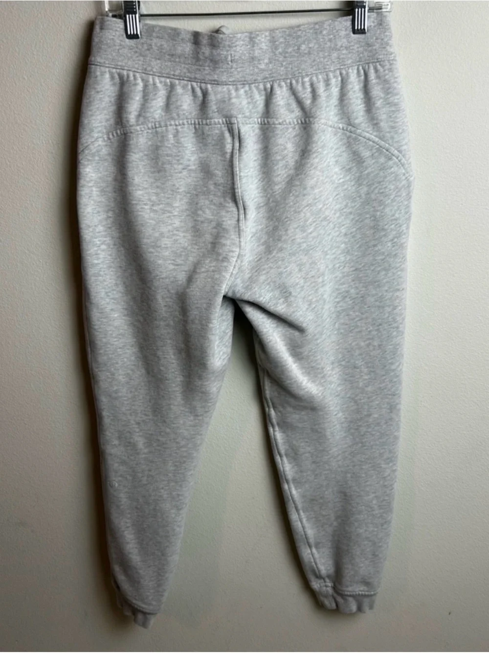 🎳Lululemon Scuba jogger with Drawstring🎳